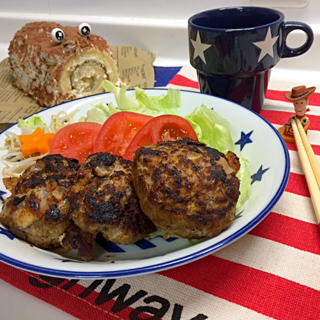 ハンバーグ&モンブランふぅ〜ロールケーキ🌰