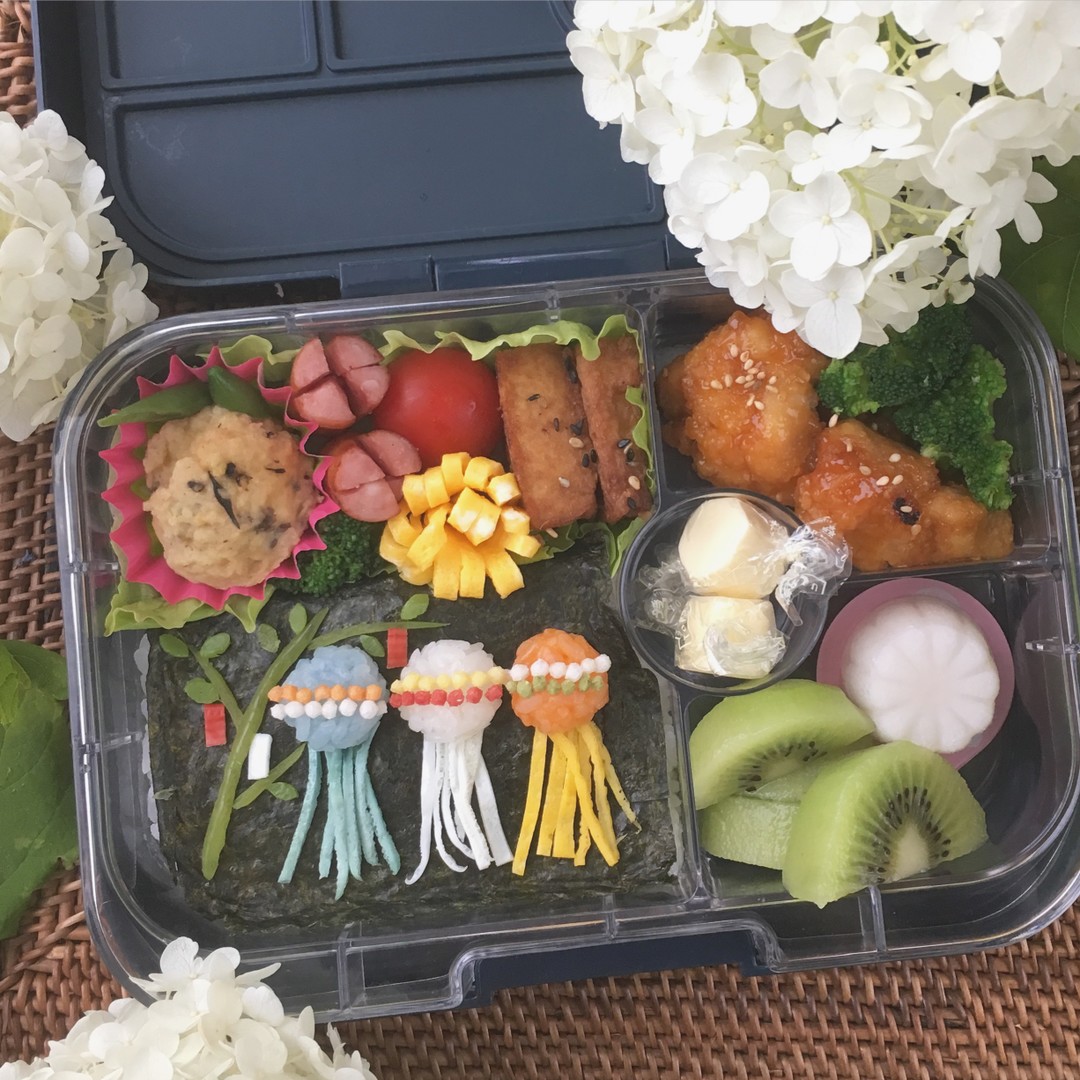 七夕の巨大ぼんぼり弁当
