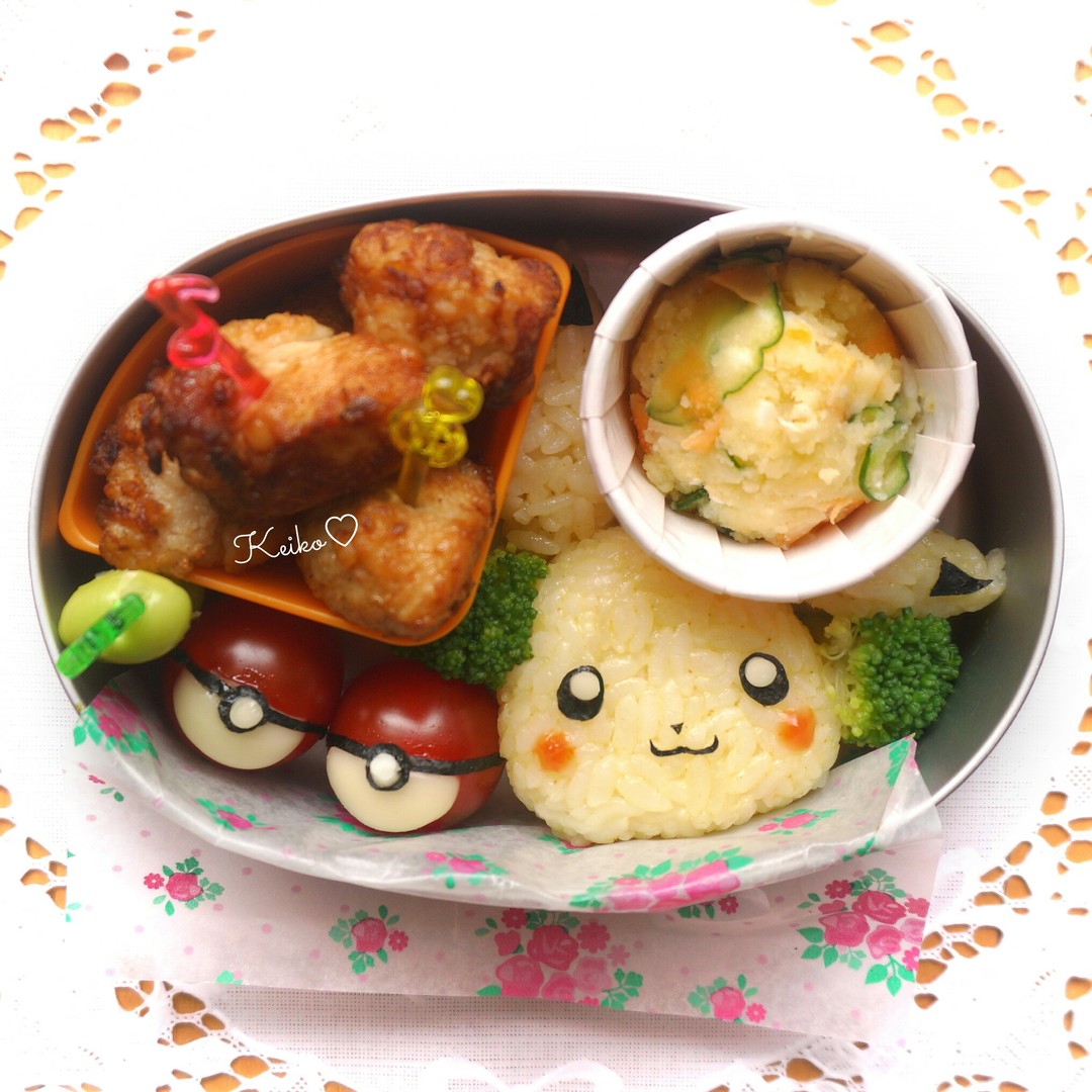 ピカチュウの唐揚げ弁当.•*¨*•.¸¸♬