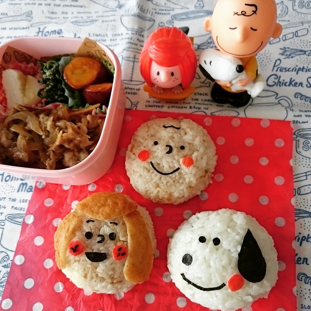 スヌーピーチャーリーブラウンペパーミントパティのおむすび弁当