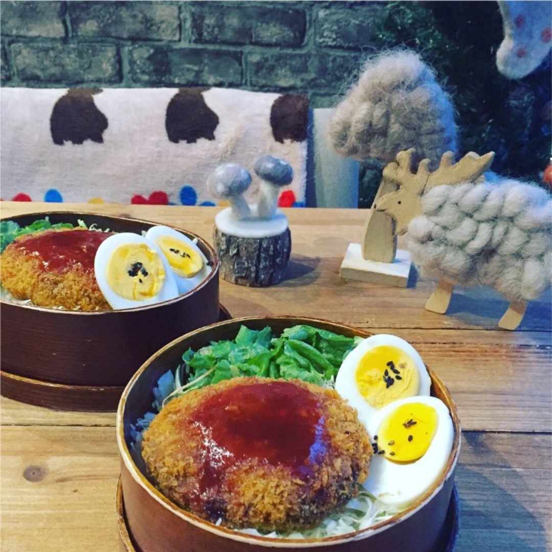 メンチカツ弁当