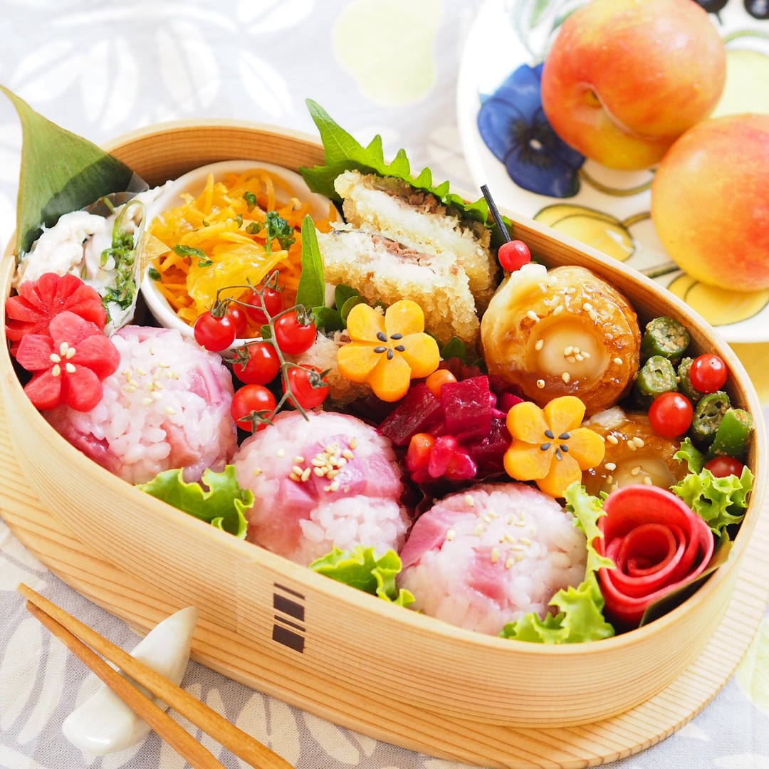 桃色おにぎり弁当♡