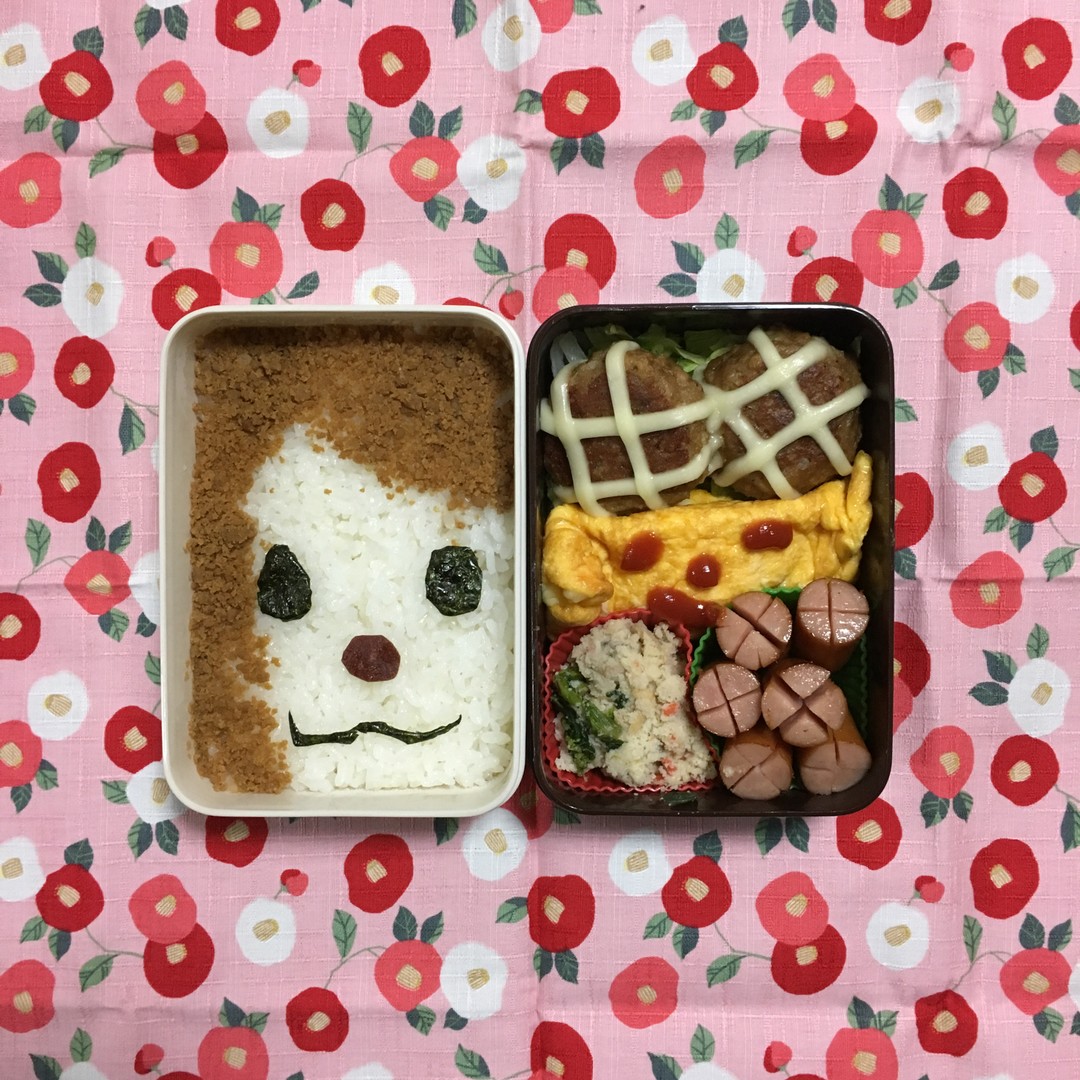 花畑に囲まれて 娘顔べん