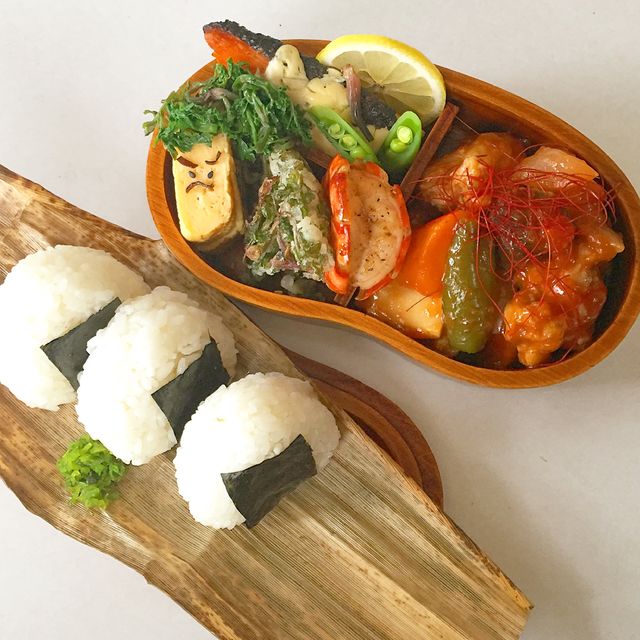 お義母さんからのお惣菜満載弁当
