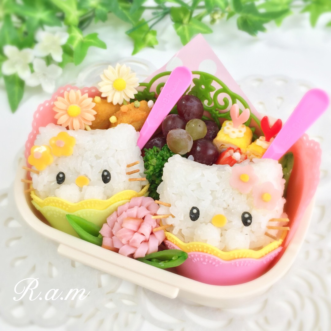 キティちゃん⑅︎◡̈︎*夏祭りだよ♡カキ氷おにぎり