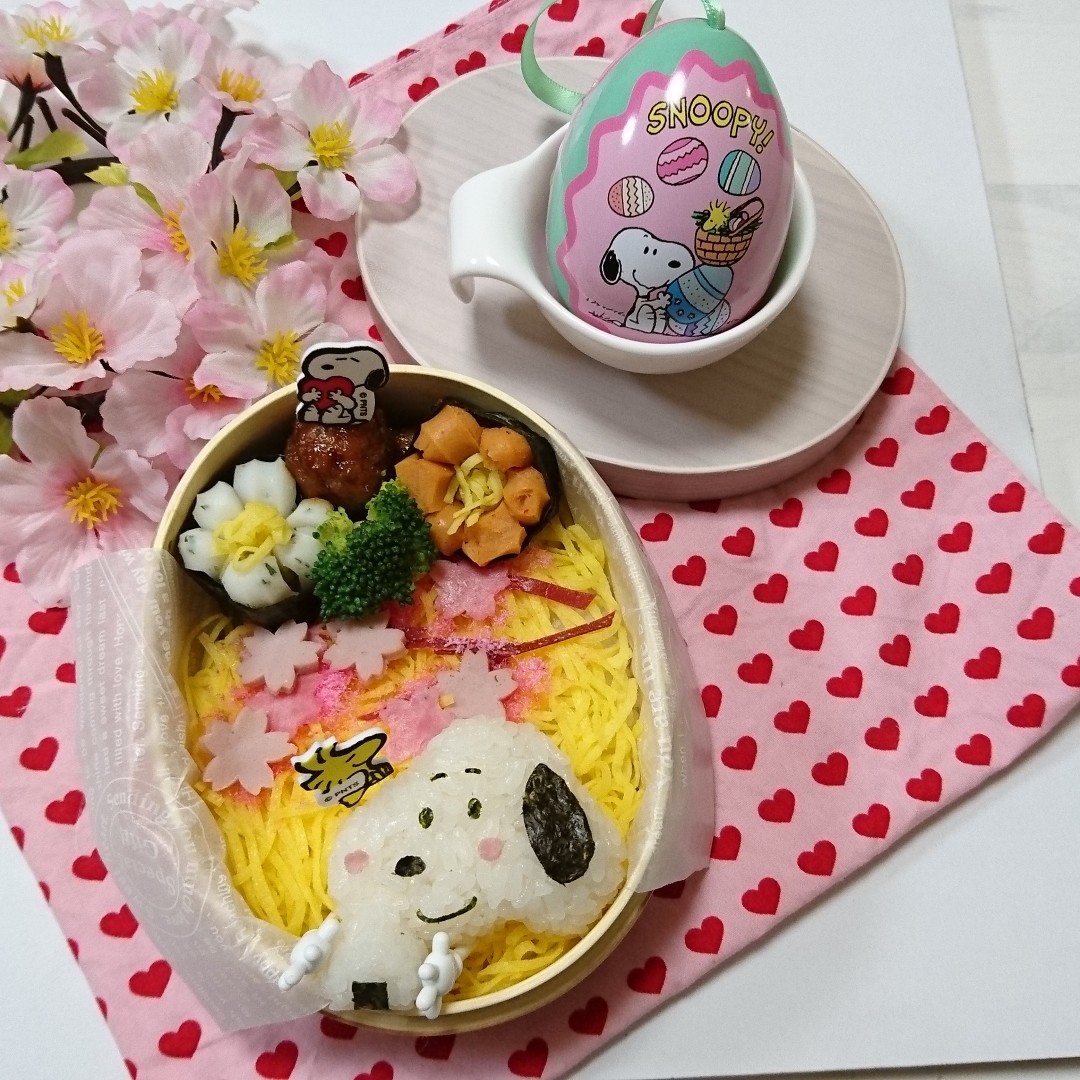 スヌーピーのお花見弁当