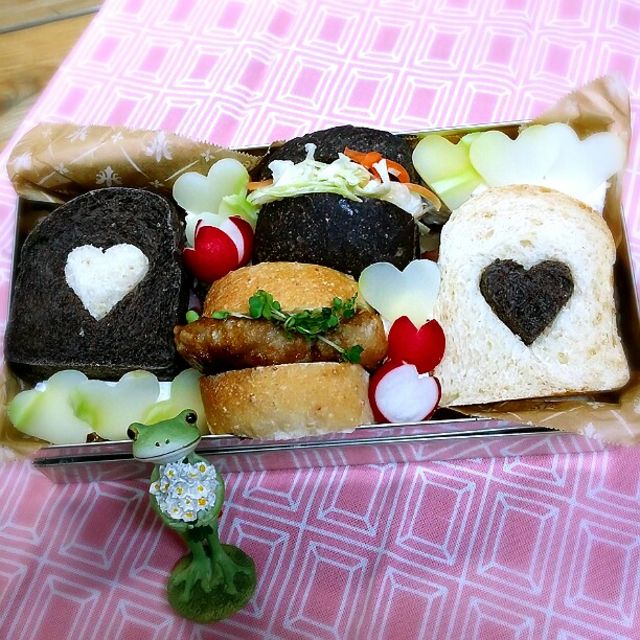 旦那さんの朝ごパン弁当♪