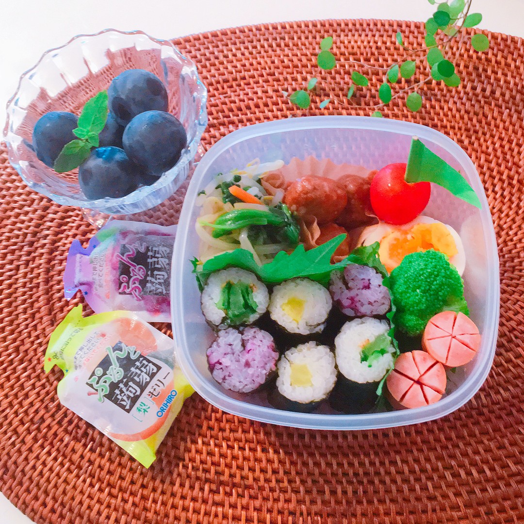 海苔巻きのお弁当