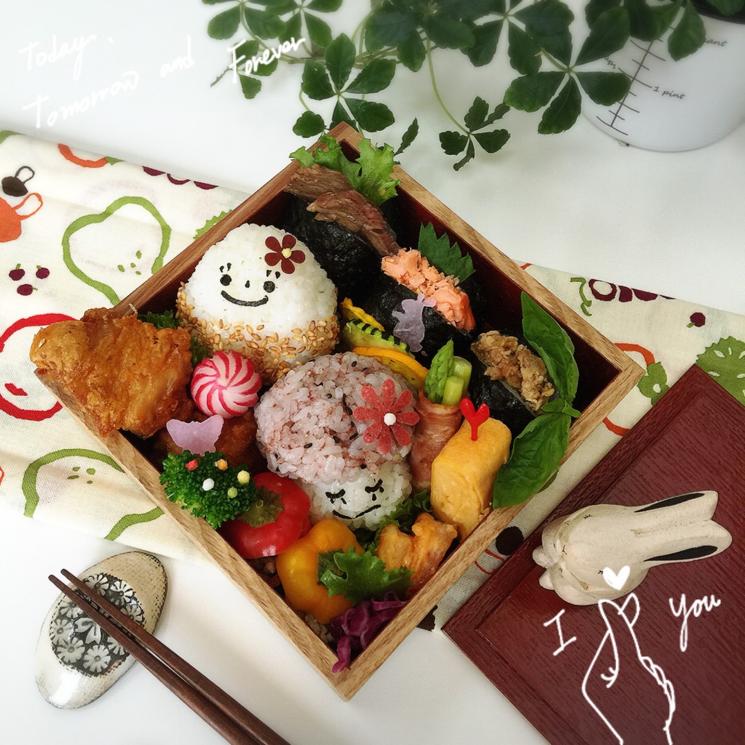 パッカンおにぎりと秋のおにぎり🌰🍄
