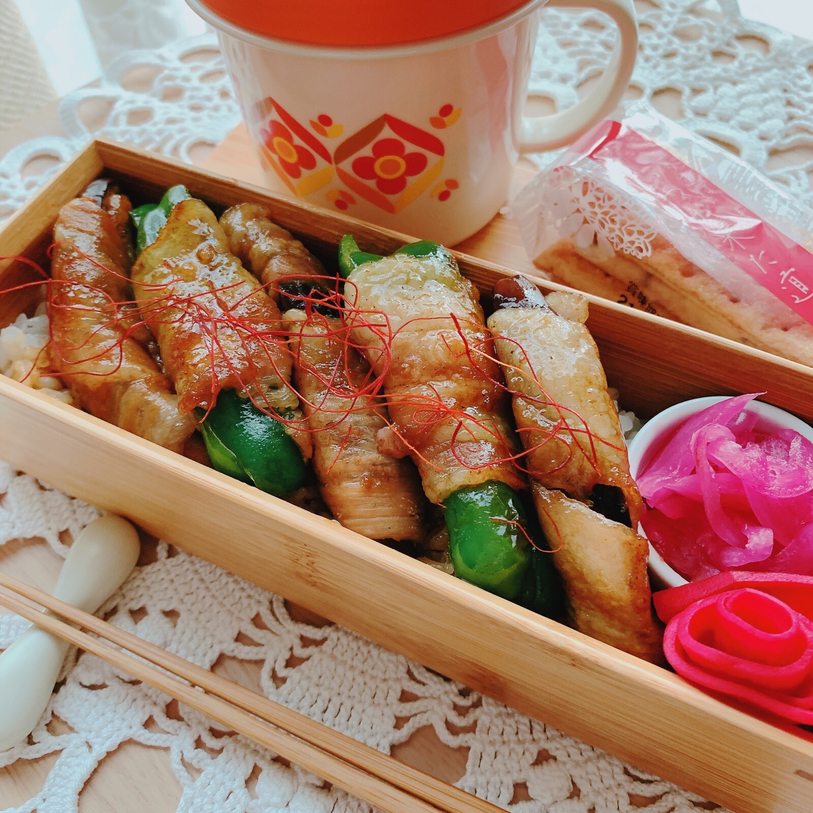 なすとピーマンの豚バラ巻き弁当