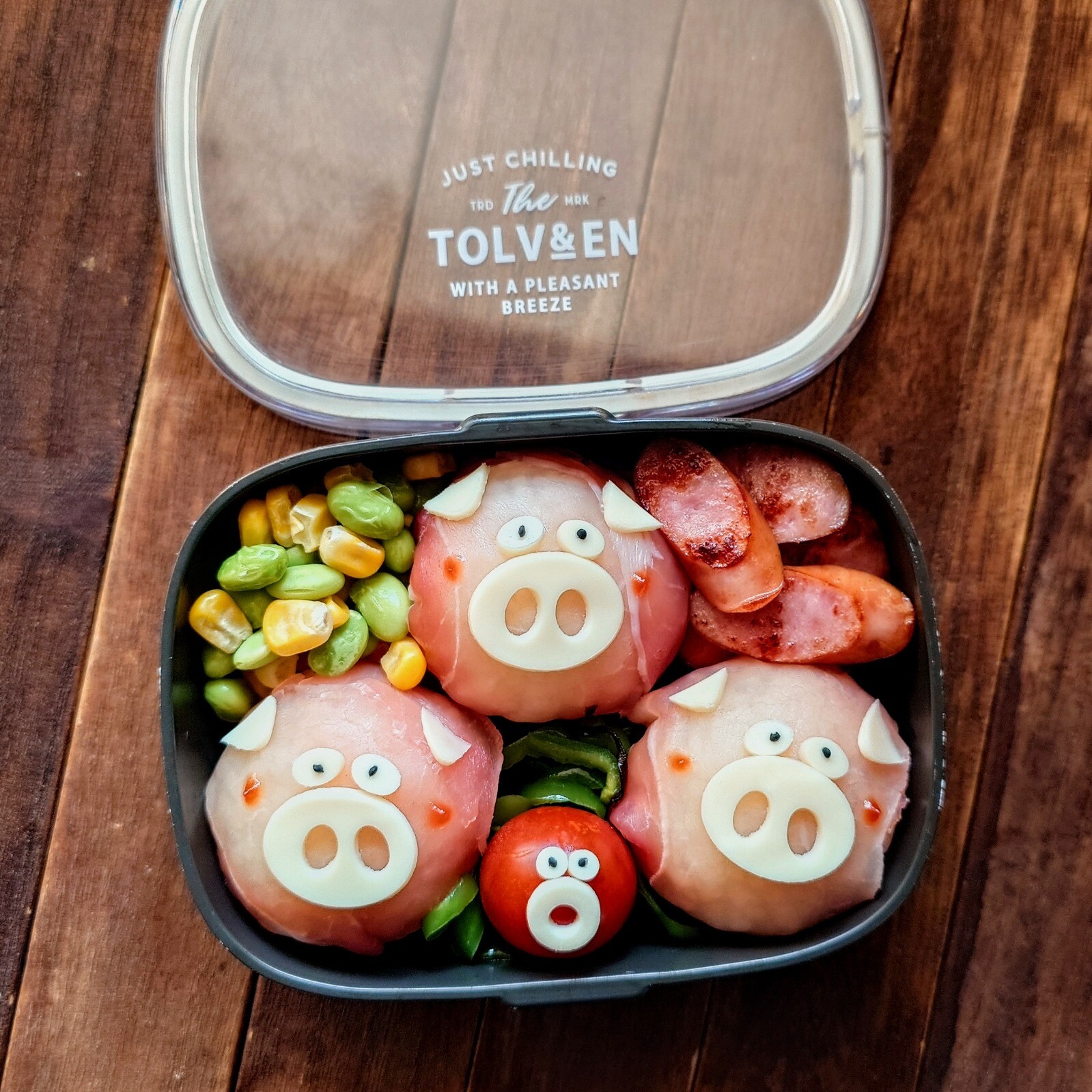 漢の…次女用🍱三匹の生ハムおにぎり弁当