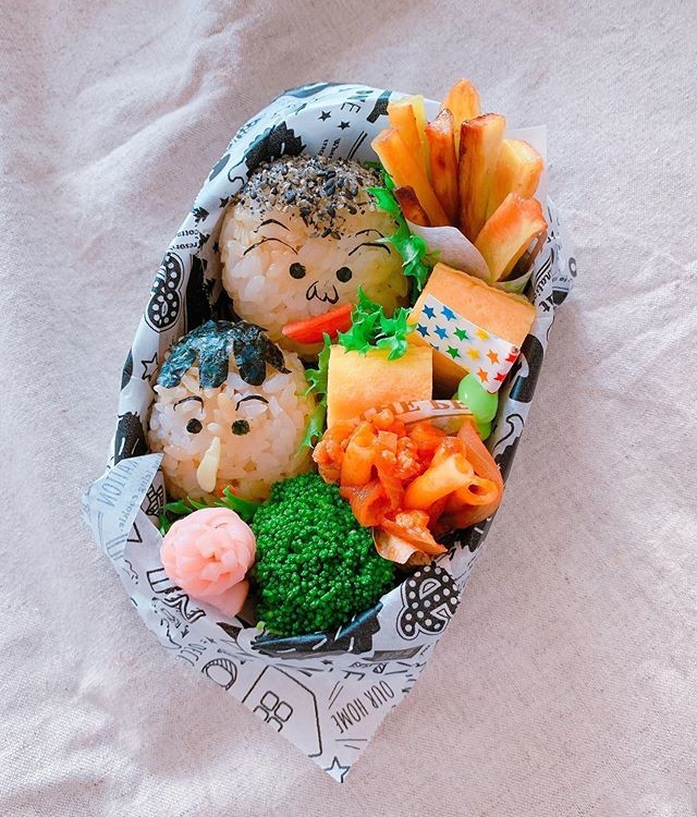 まさおくんとぼーちゃんのおにぎり弁当