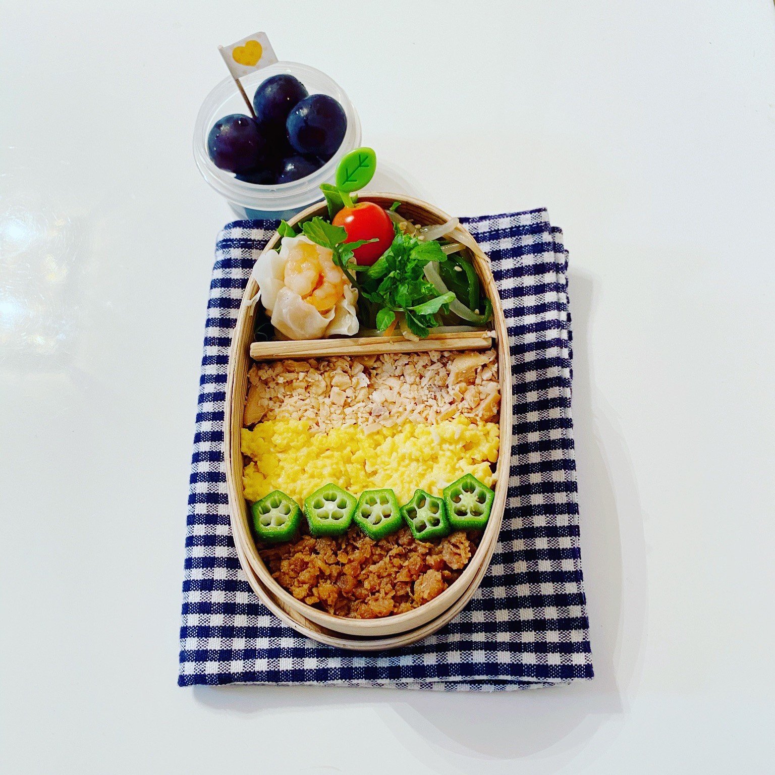 三色弁当