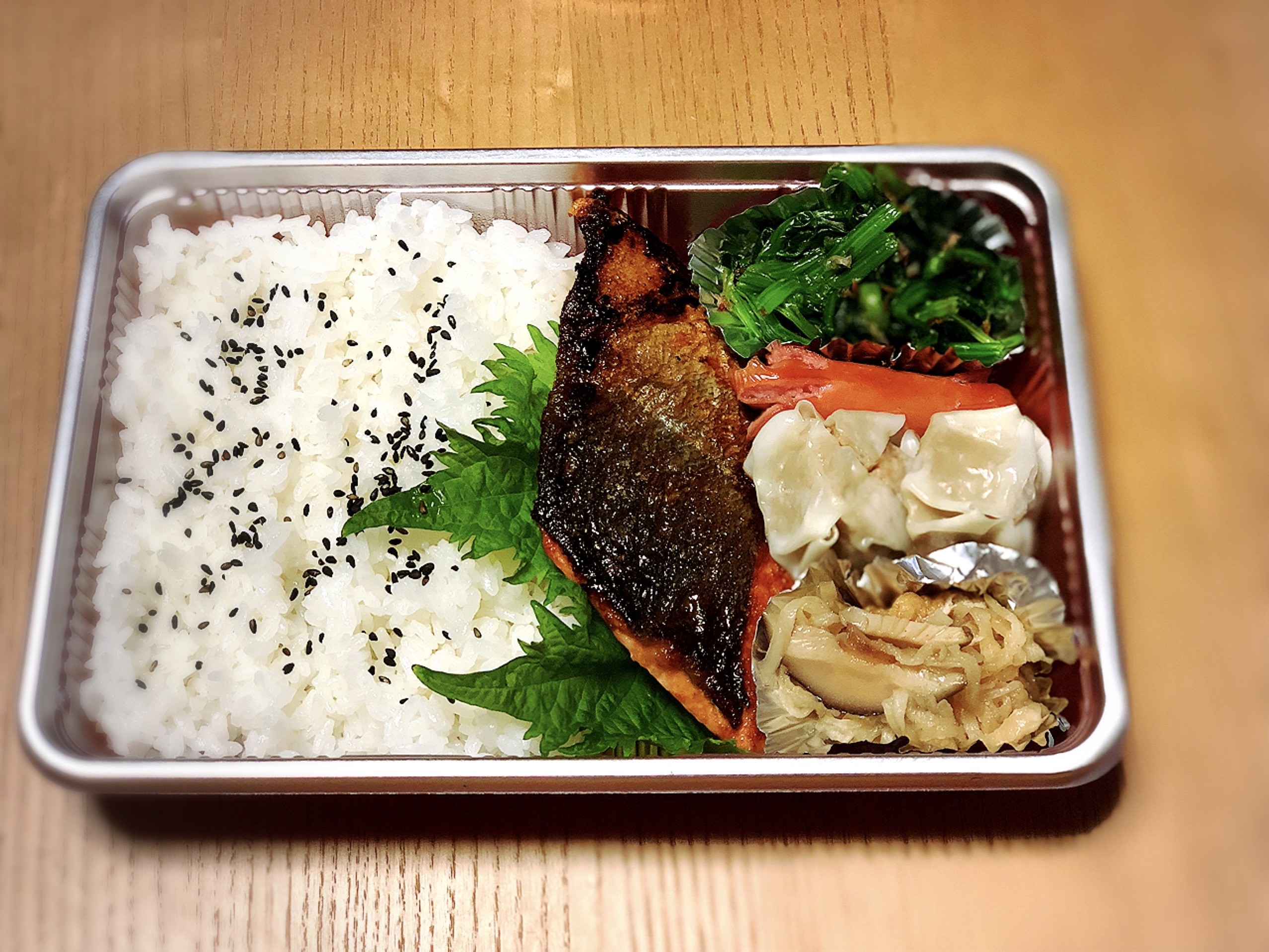 鱒のバタポン焼き弁当