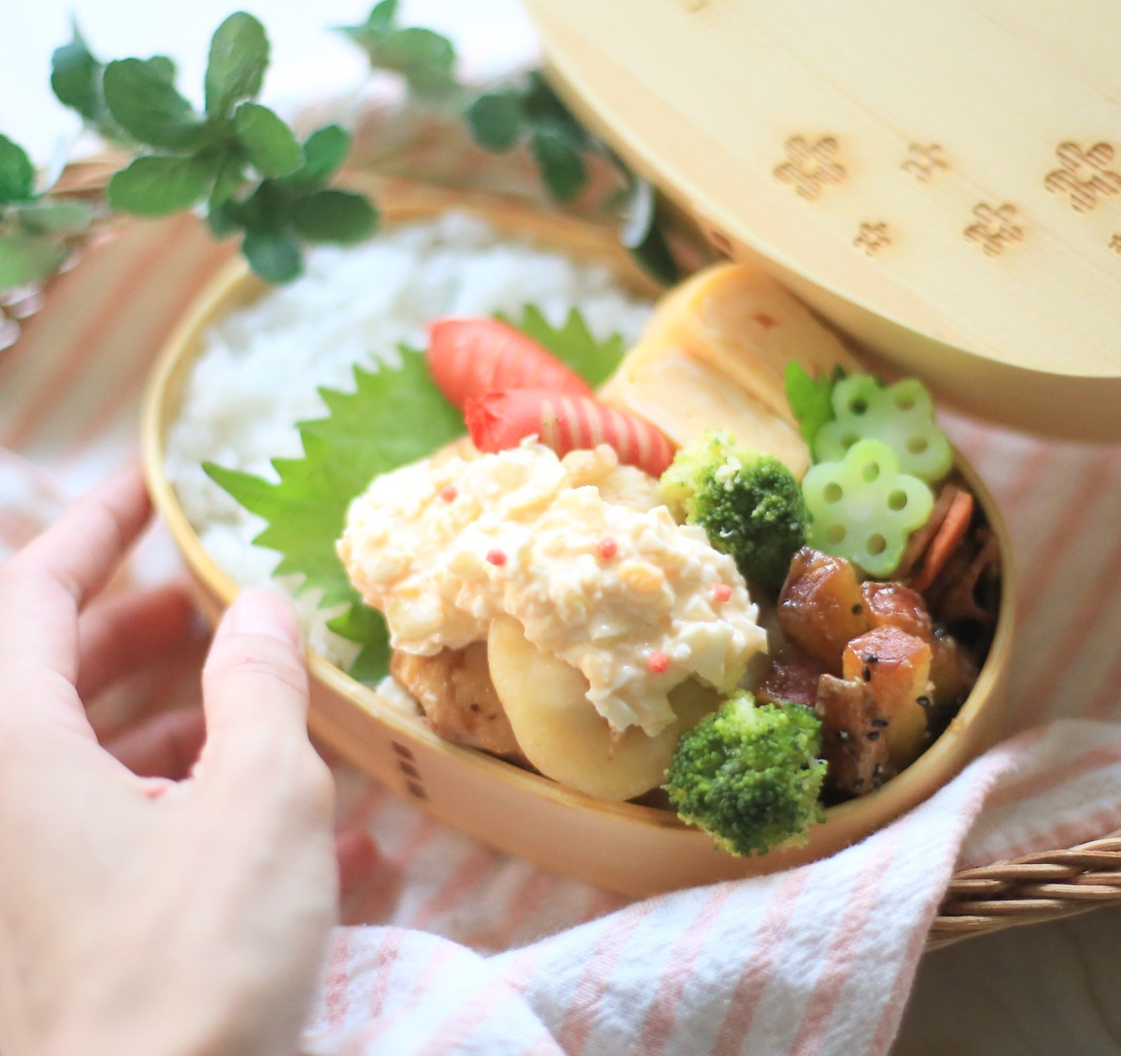 鶏天タルタル弁当