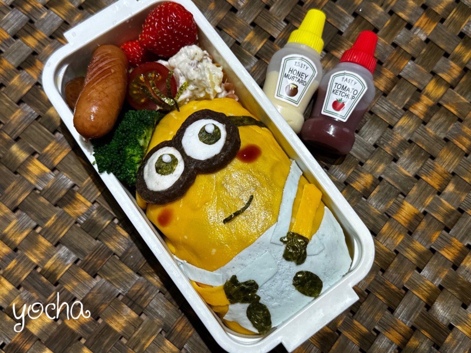 ケビンのオムそば弁当