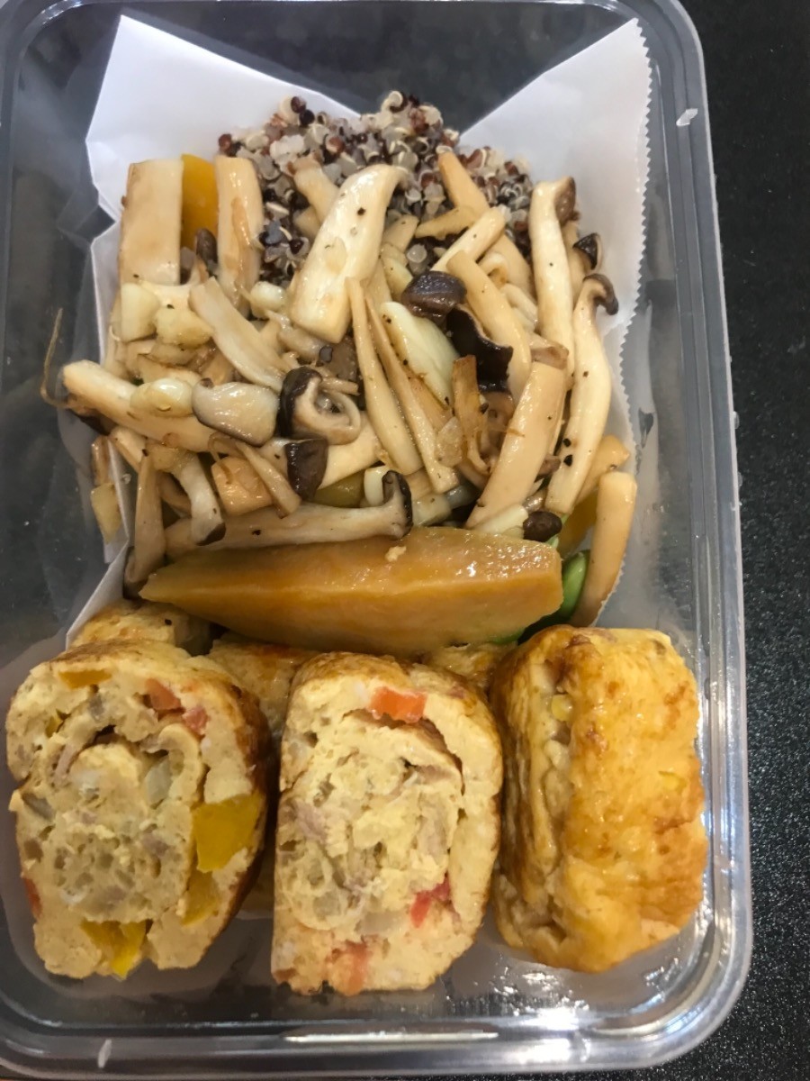 彩椒玉子燒、地瓜藜麥炒時蔬