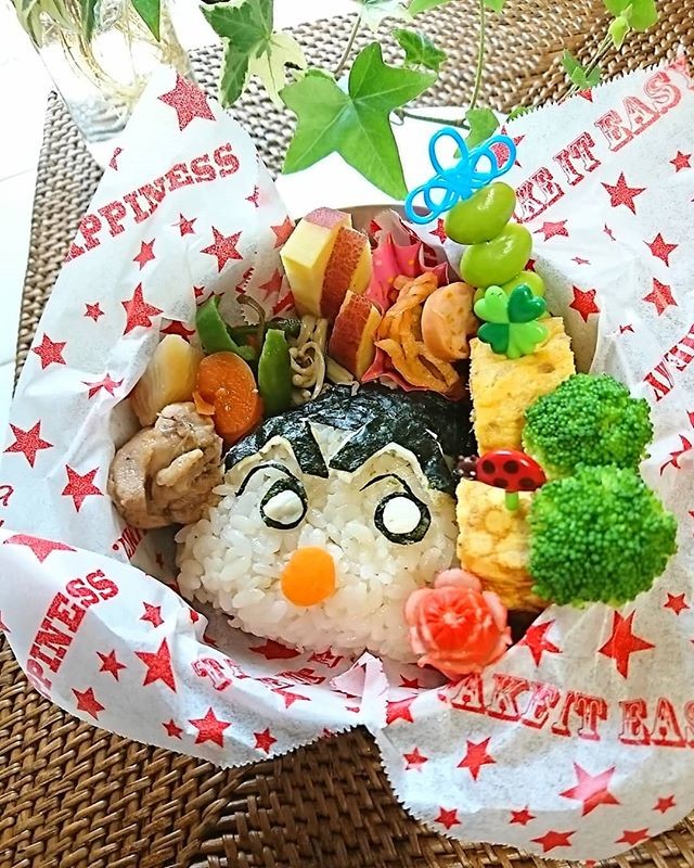 しんちゃんおにぎり弁当