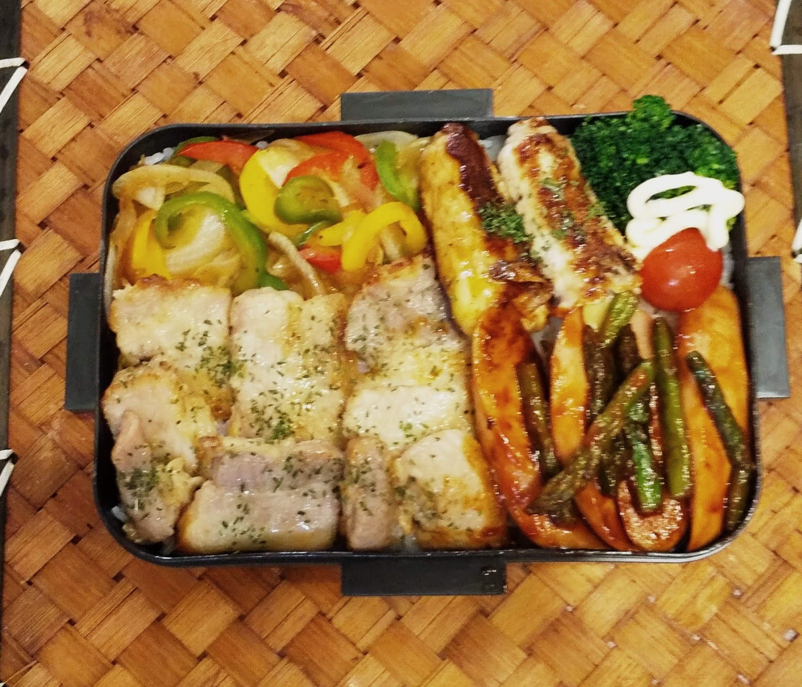 豚バラ焼き弁当