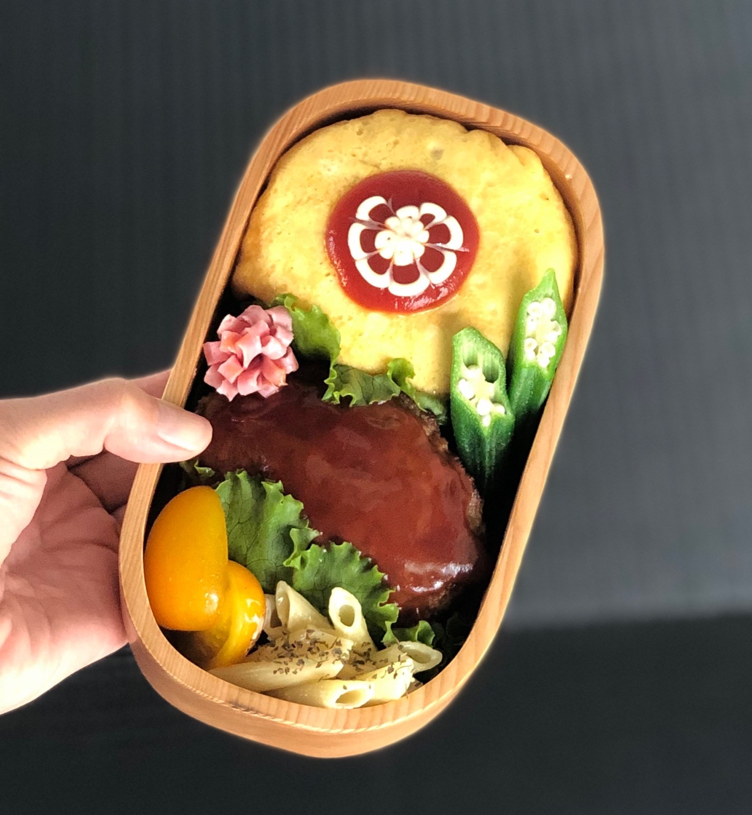 オムライスハンバーグ弁当