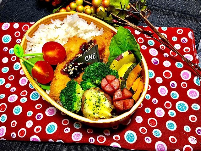 トンカツ弁当