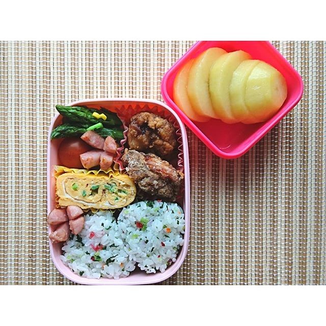 おにぎり弁当