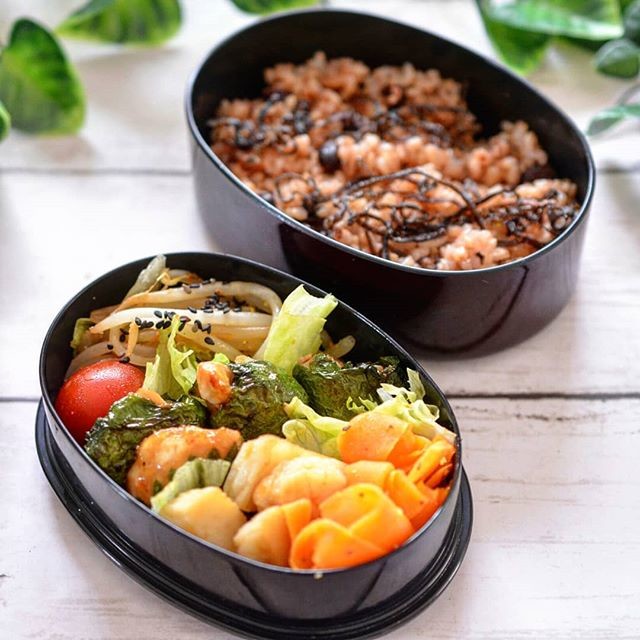 チキンの大葉巻きと塩昆布のっけ弁当☆