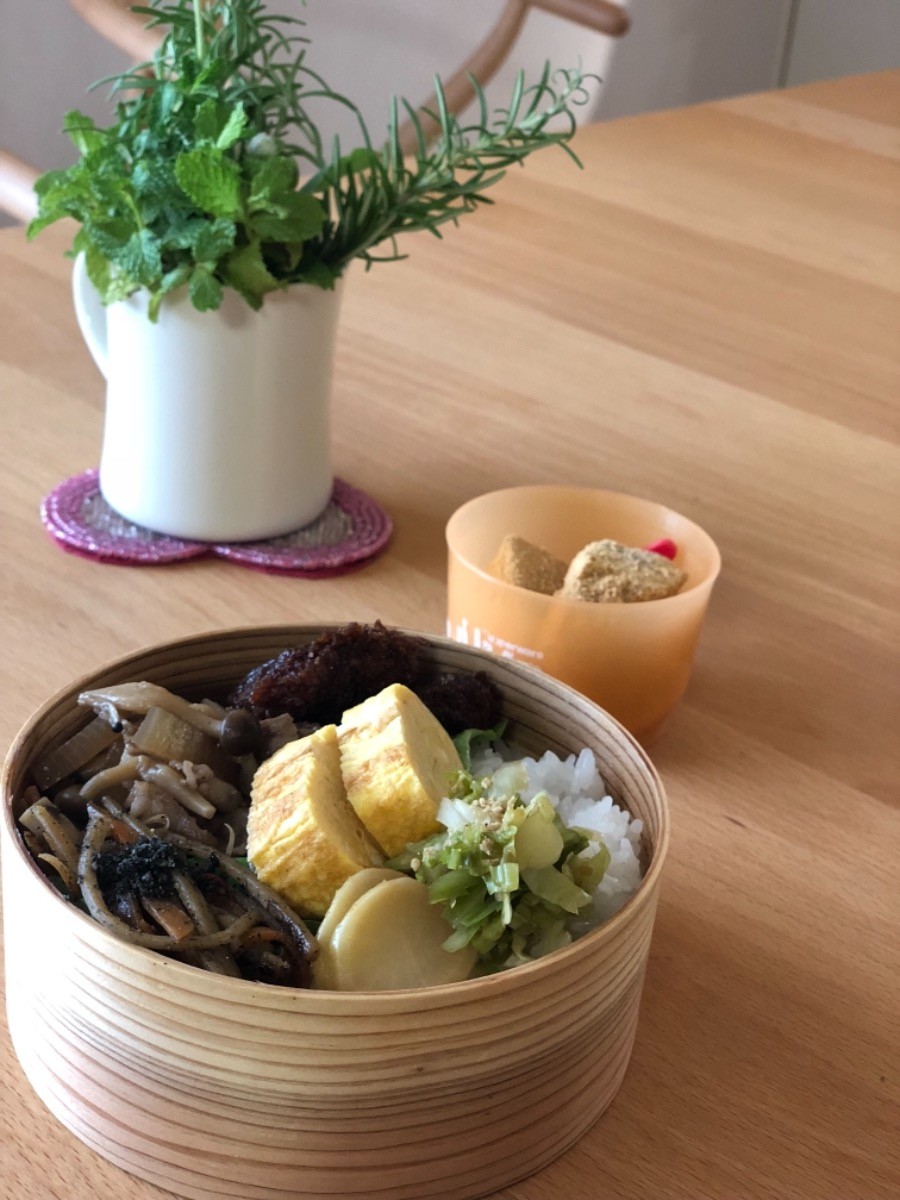 金平、牛すきの茶色いお弁当