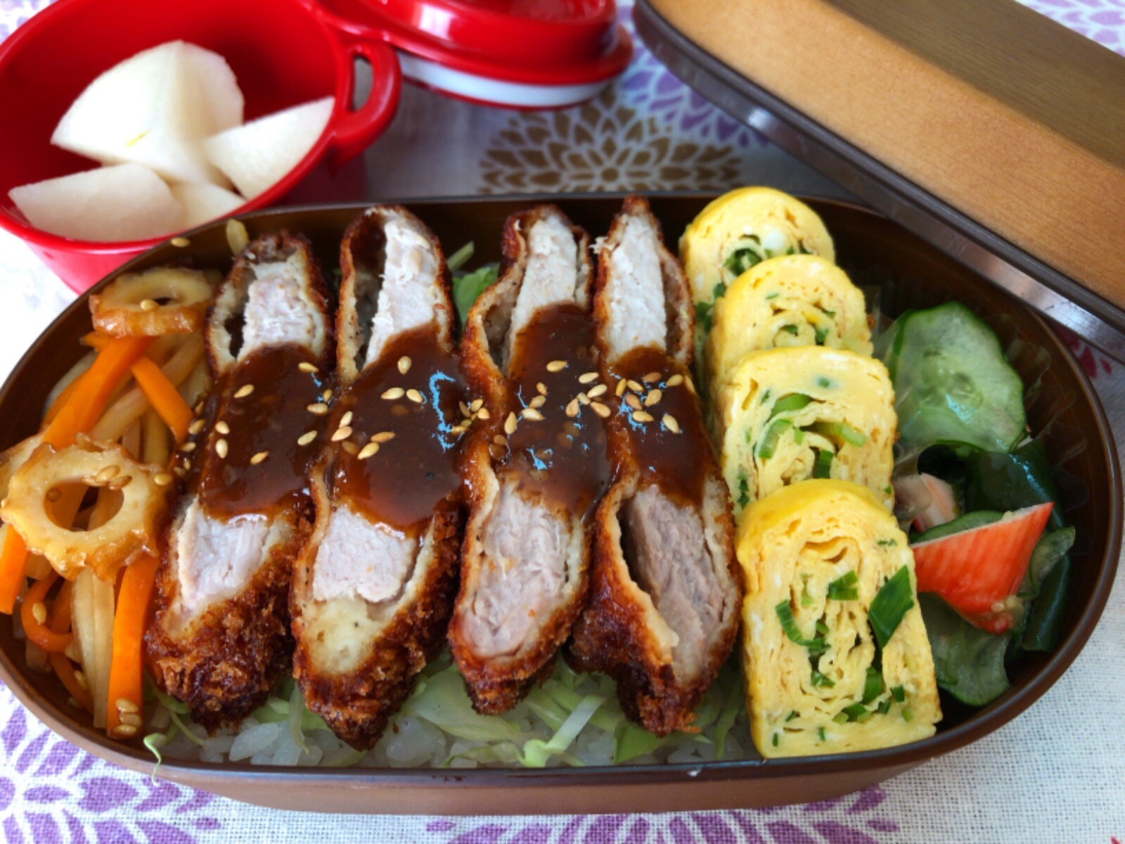 ガッツリとんかつ弁当