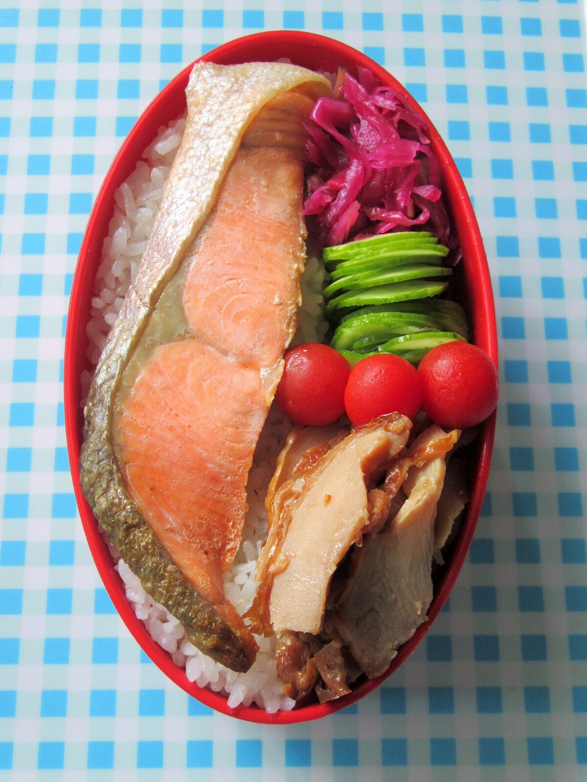 シャケ弁当