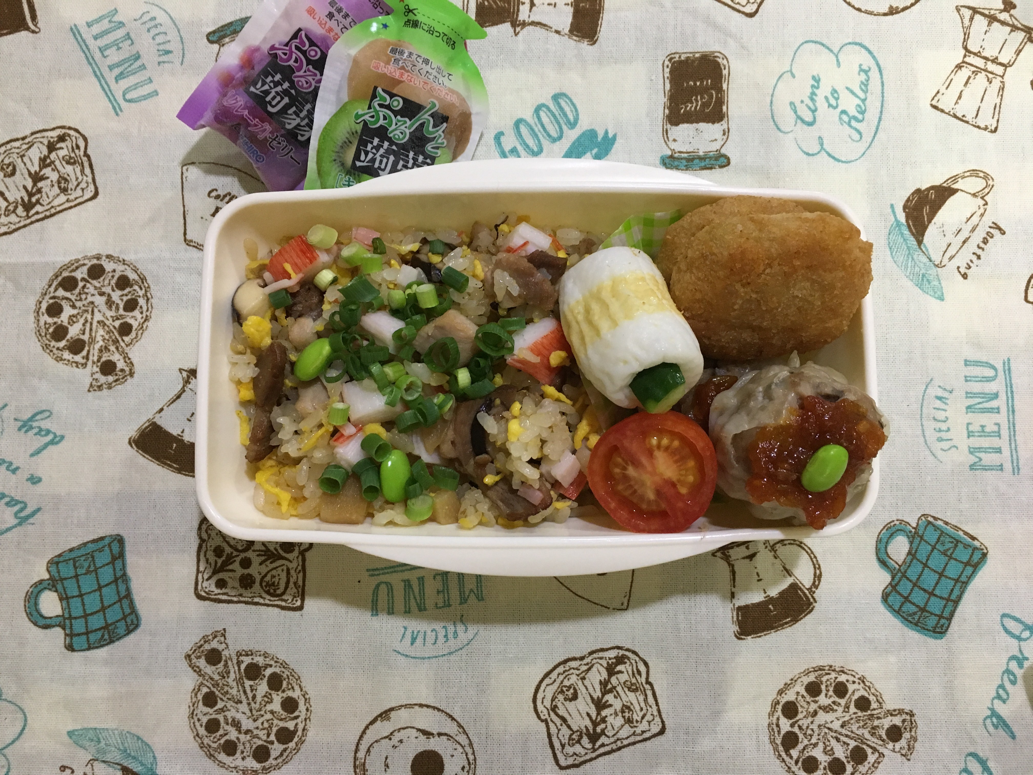 自家製煮豚チャーハンの部活弁当