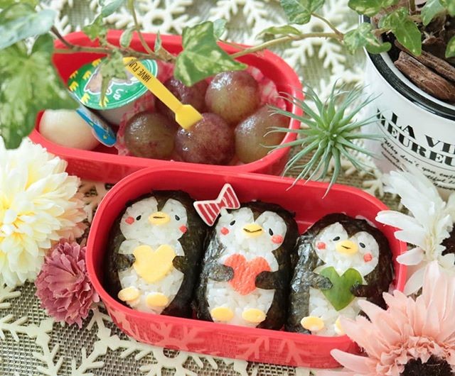 ペンギンおにぎり弁当