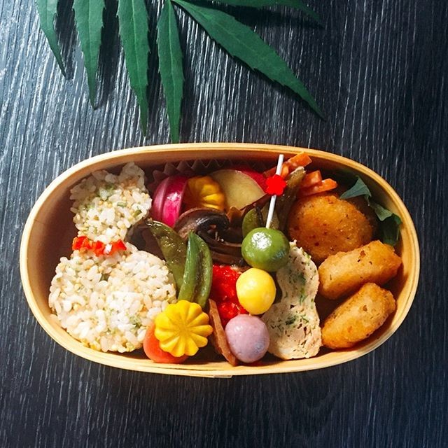 悪魔のおにぎり風 弁当