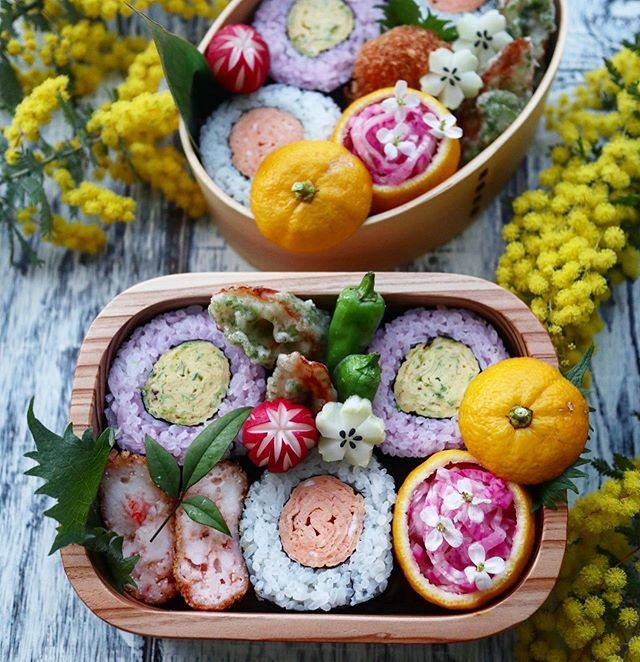卵焼きの海苔巻き弁当