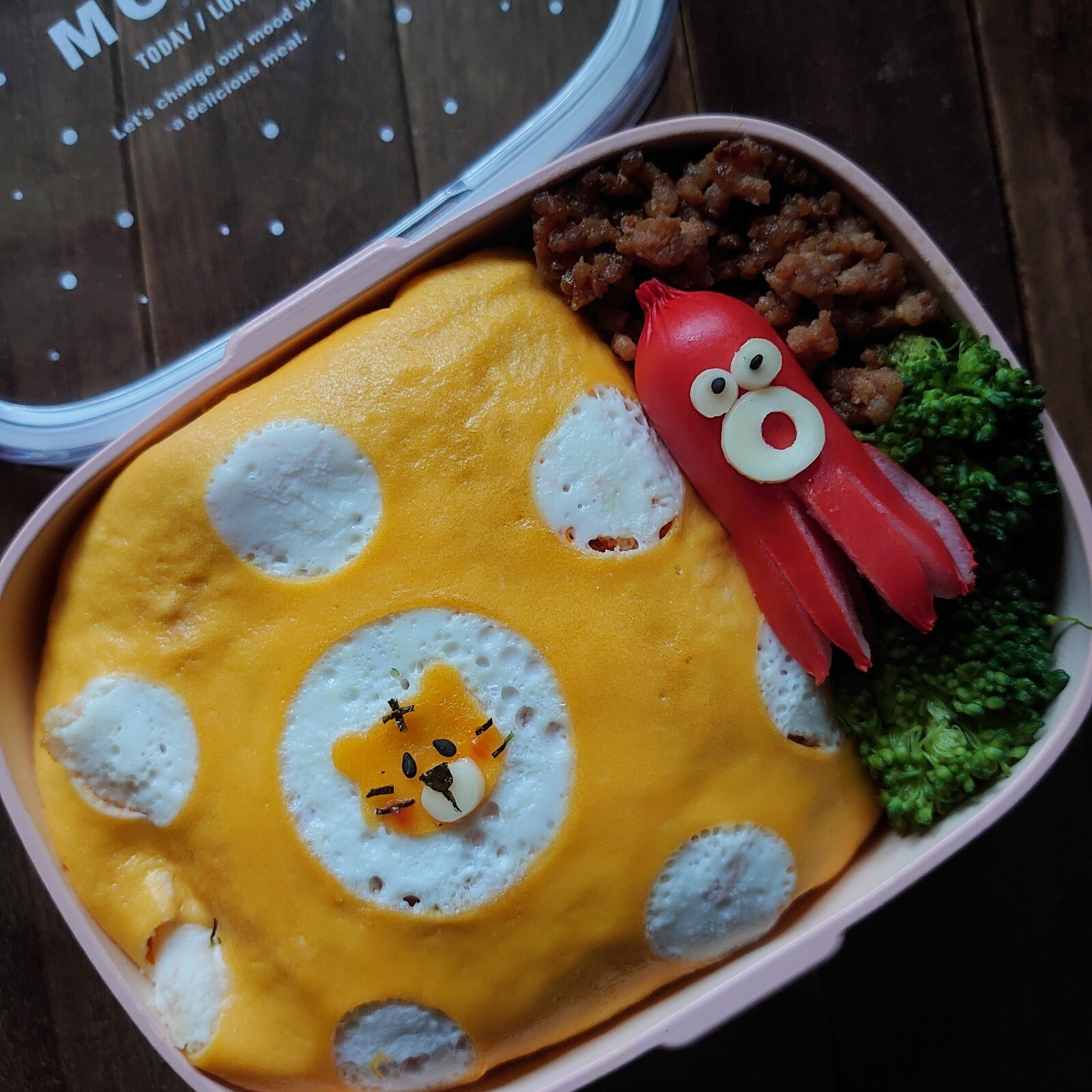 漢の…長女用🏫テストがんばれ水玉オムライス弁当🍱