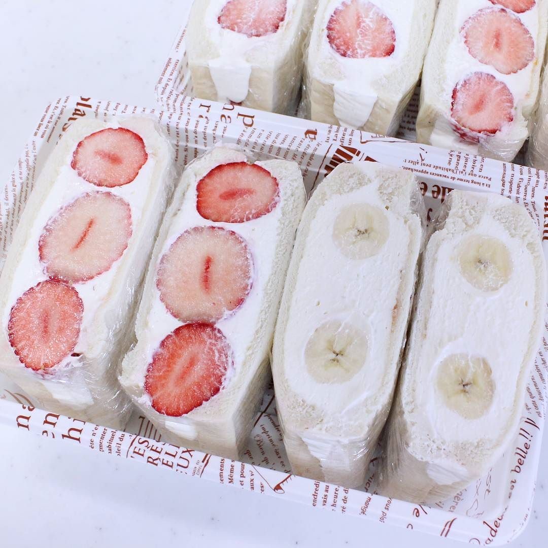 フルーツサンド
