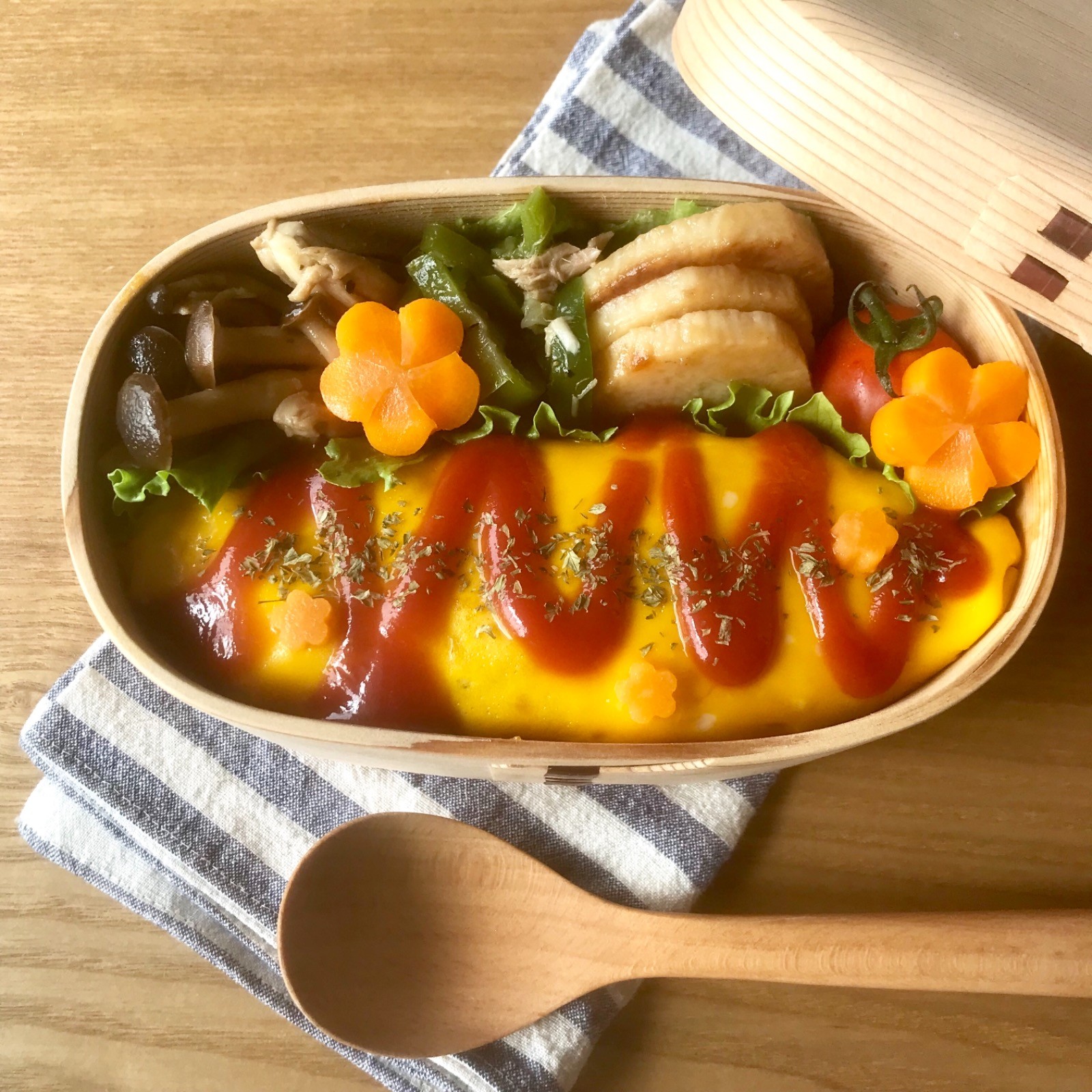 オムライス弁当