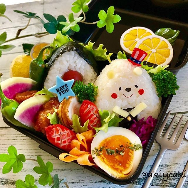 クマちゃんおにぎり弁当