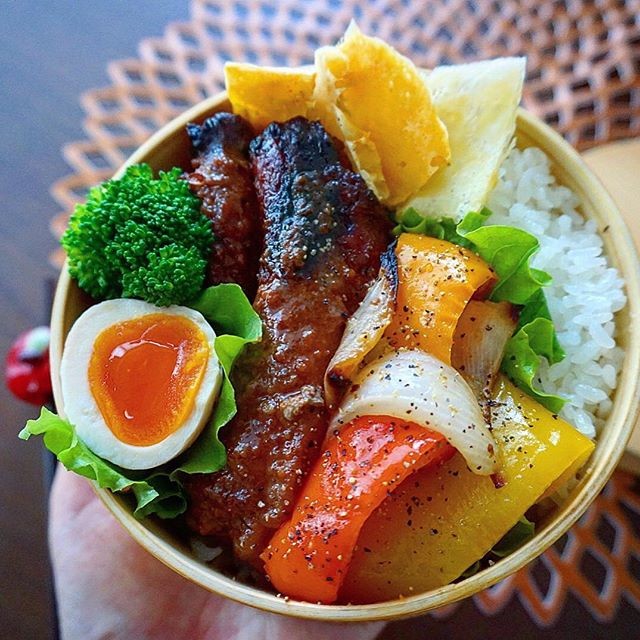 スペアリブオーブン焼き弁当
