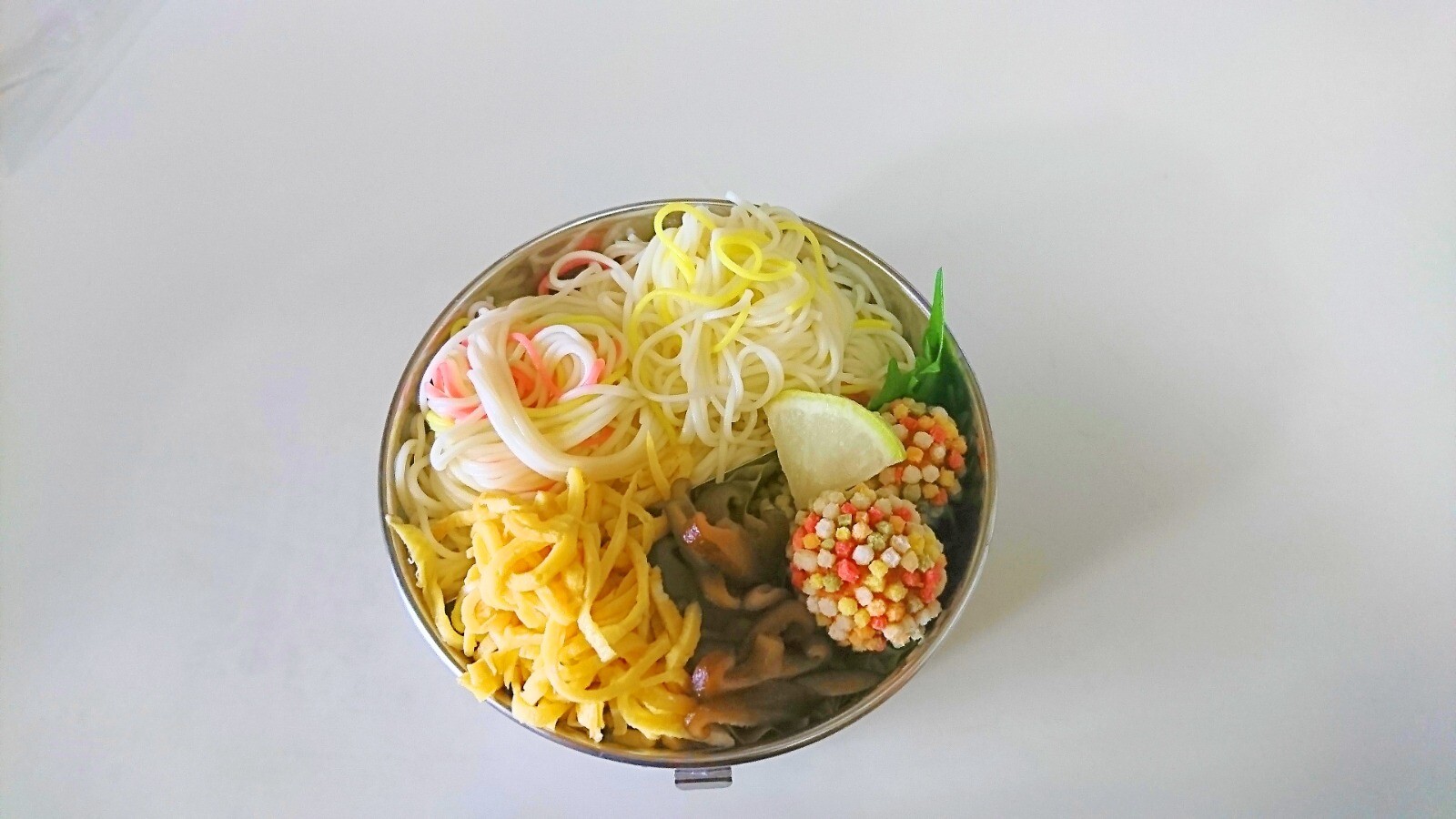 素麺のお弁当 ルーム⑦
