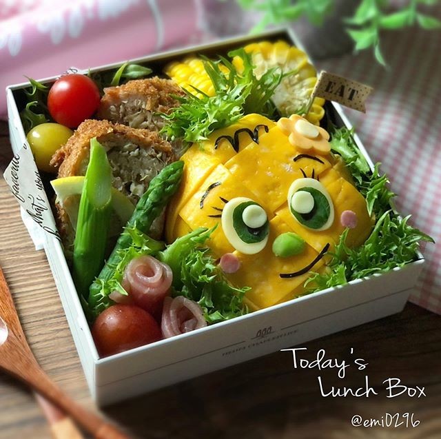 メロンパンナのオムライス弁当
