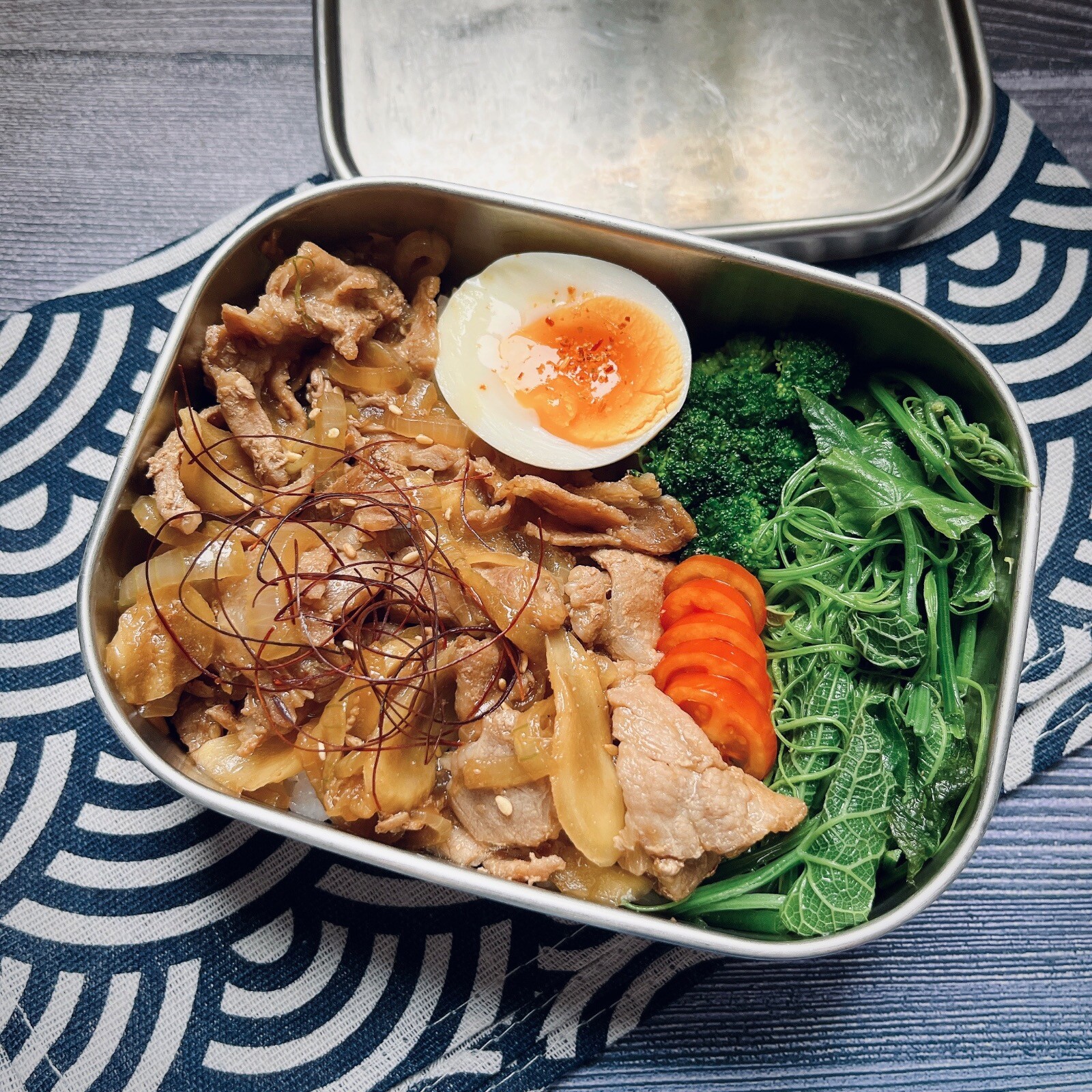 嫩薑燒肉