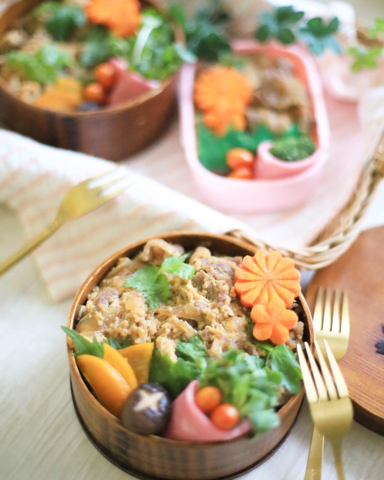 他人丼弁当
