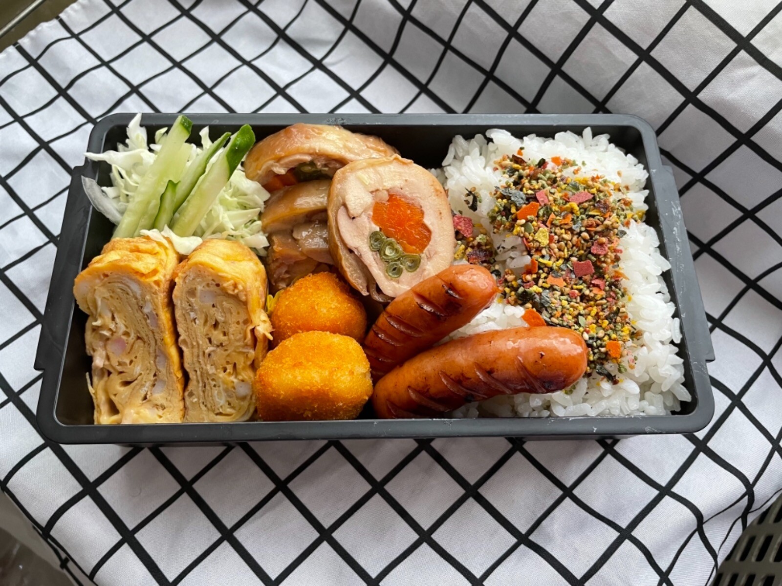 高1サッカー男子のモリモリ弁当