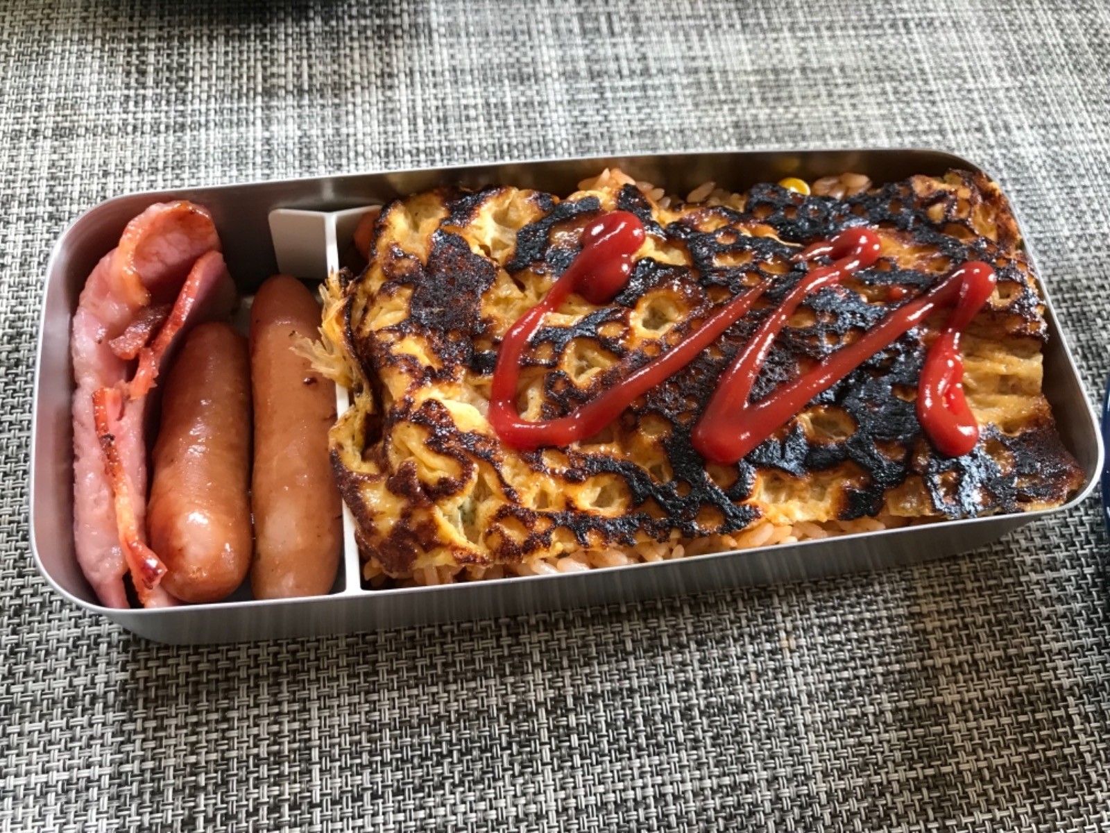オムライスのお弁当