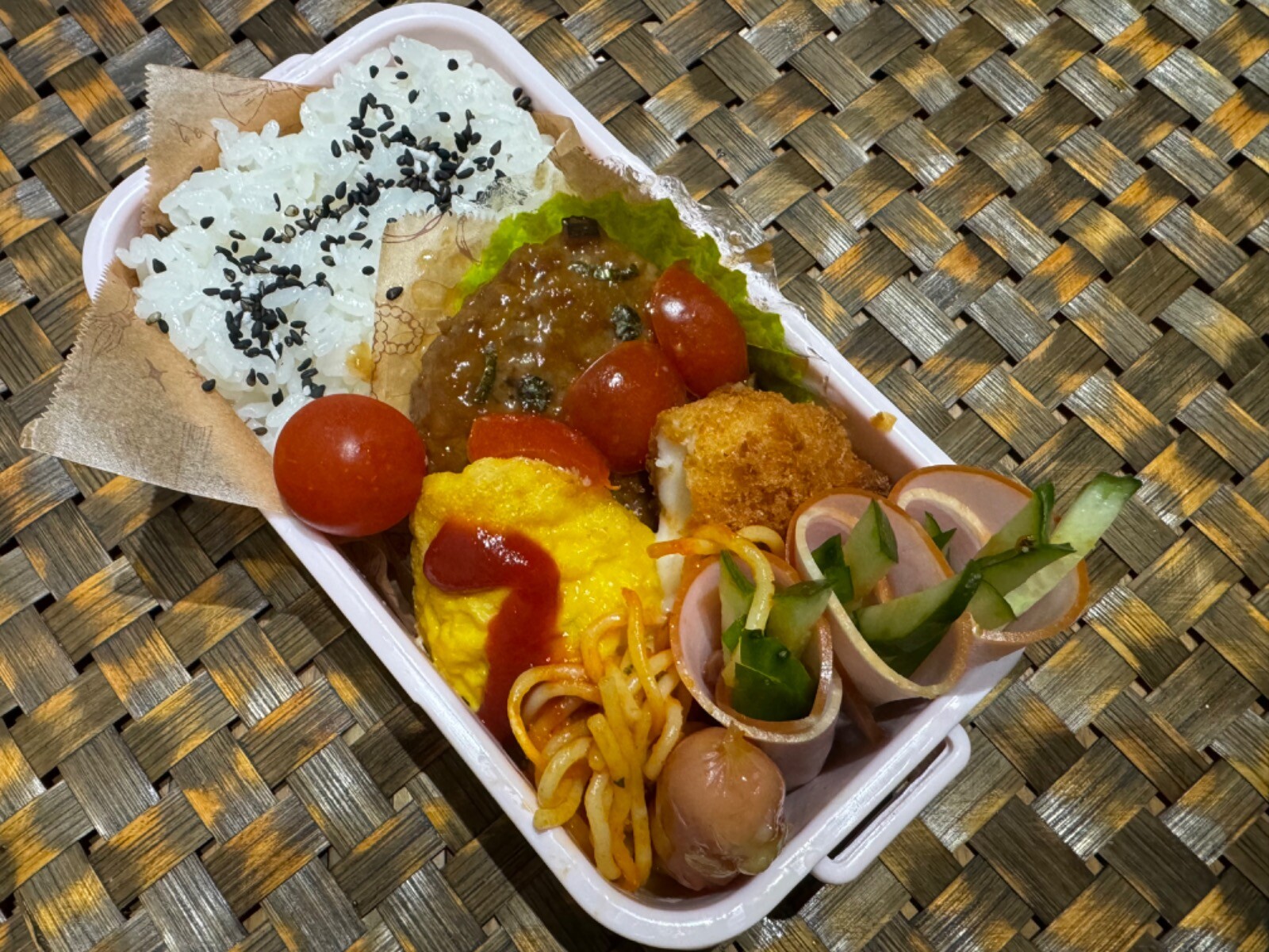 アンパンマンハンバーグ弁当