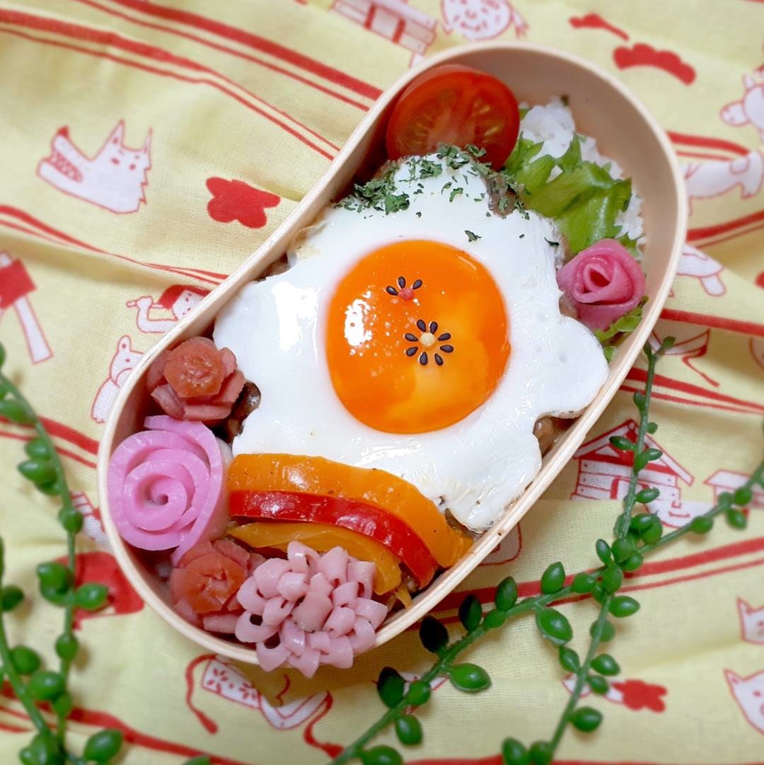 長男のﾘﾒｲｸｶﾚｰ弁当⭐