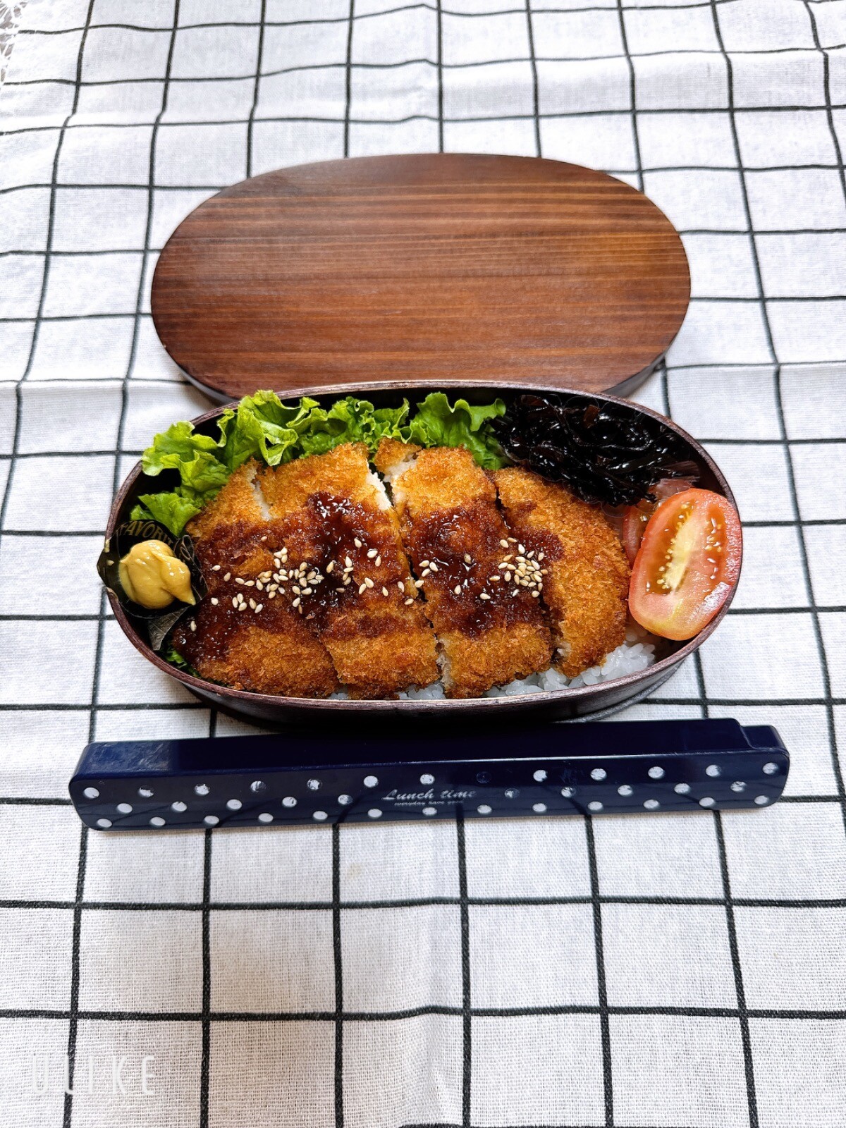 とんかつ弁当