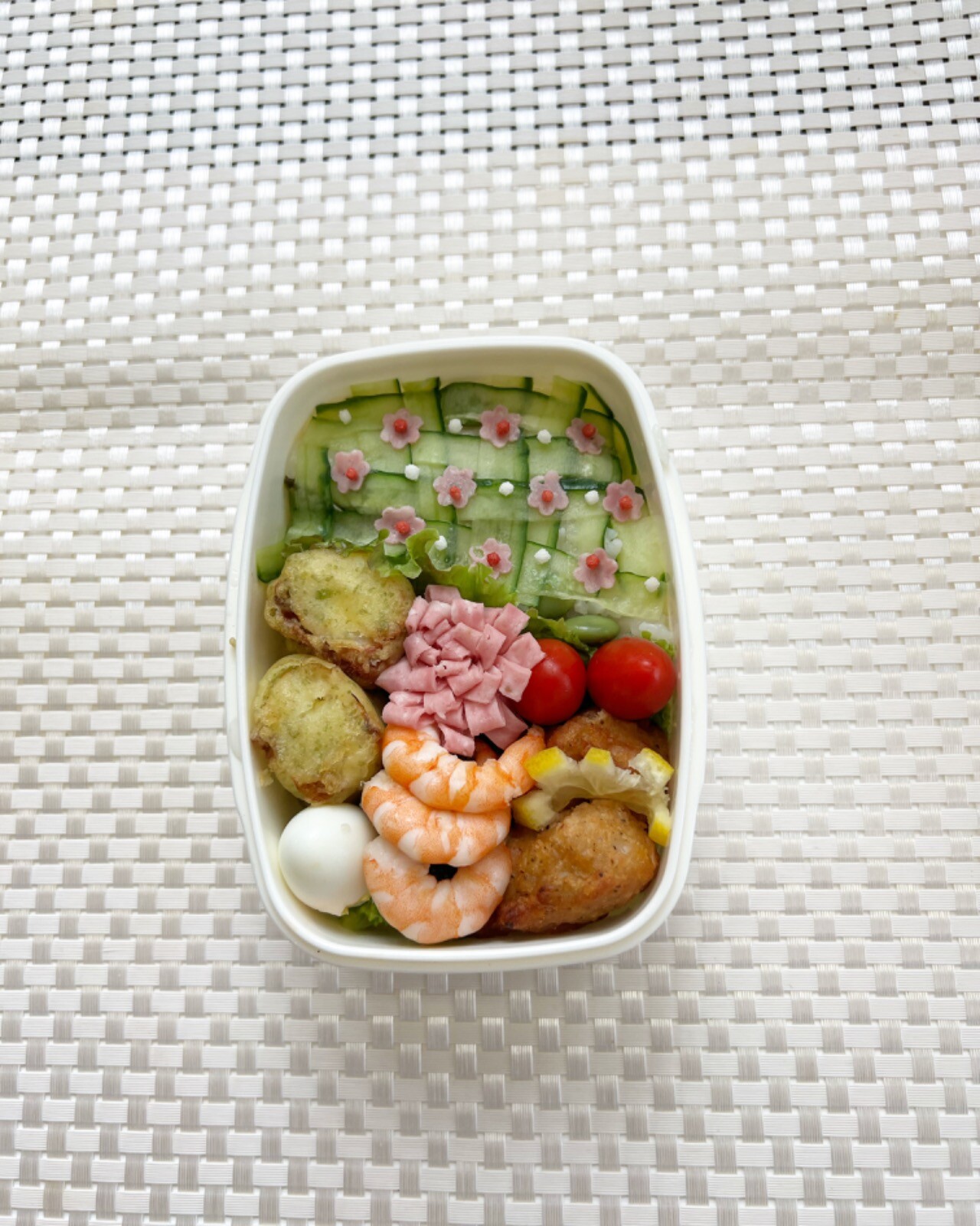 唐揚げ弁当