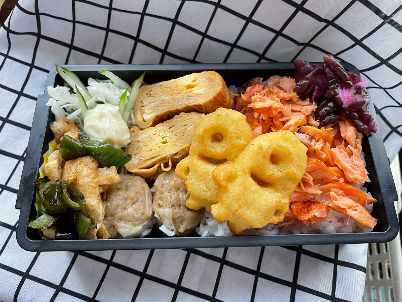 高1サッカー男子のモリモリ弁当